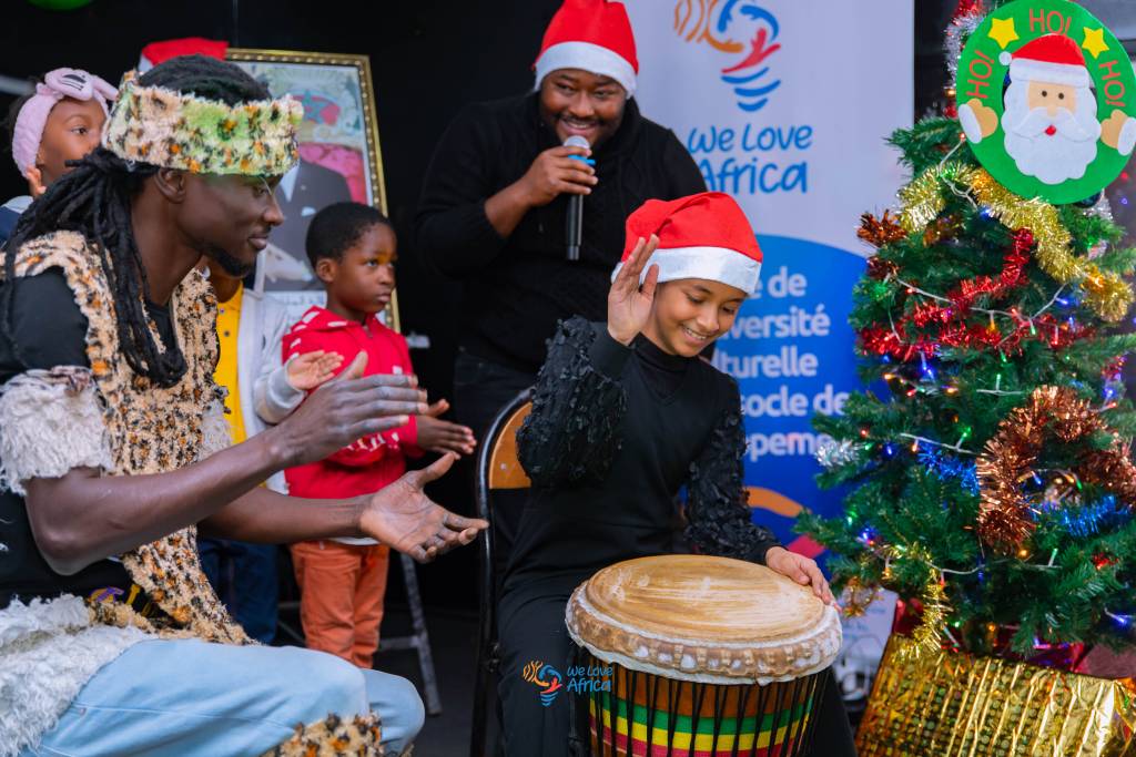 We Love Africa - Arbre de Noel Solidaire