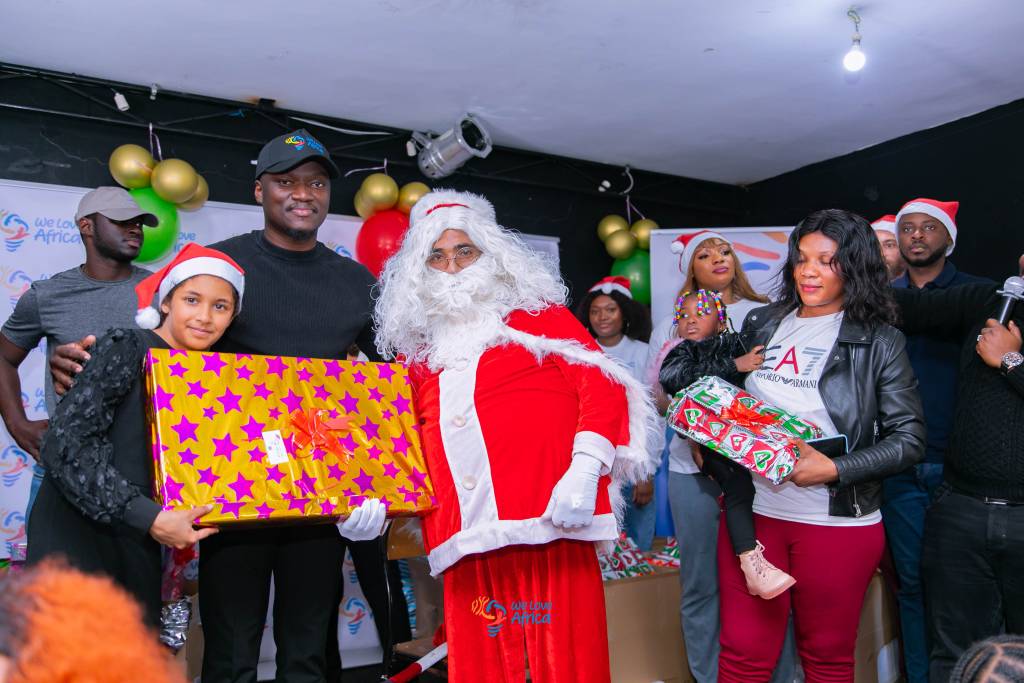 We Love Africa - Arbre de Noel Solidaire
