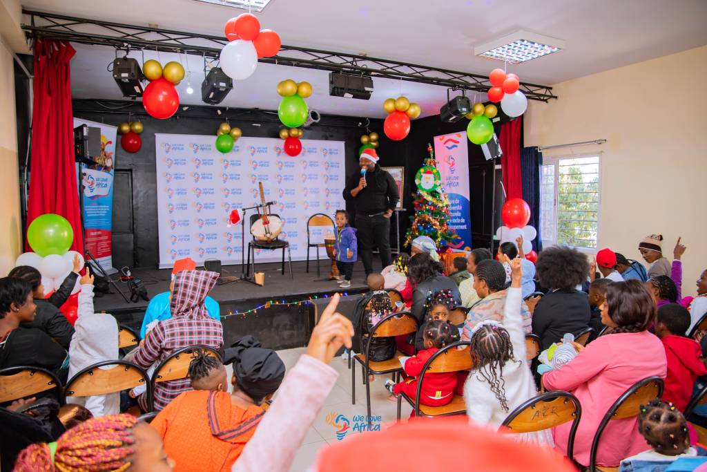 We Love Africa - Arbre de Noel Solidaire